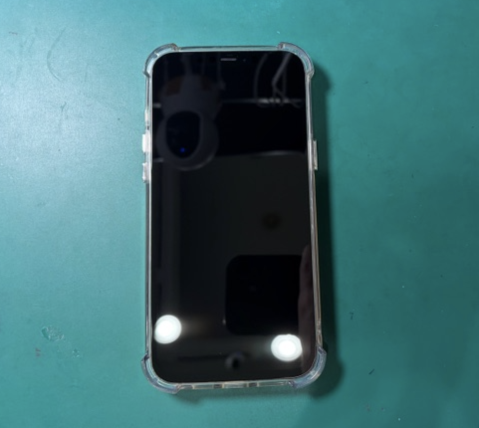 神戸市からお越しのお客様よりiPhone14ProMaxの画面交換をご依頼いただきました！